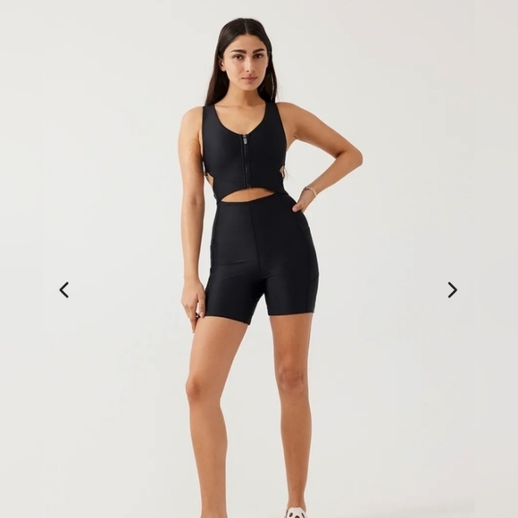 Outdoor Voices Splashknit 6" Black Bodysuit Size S - Picture 1 of 9